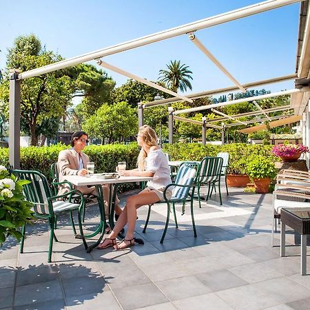 Hotel Riviera Rapallo Bagian luar foto