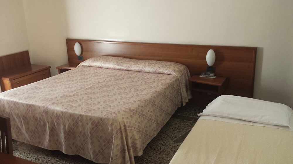 Hotel Riviera Rapallo Bagian luar foto
